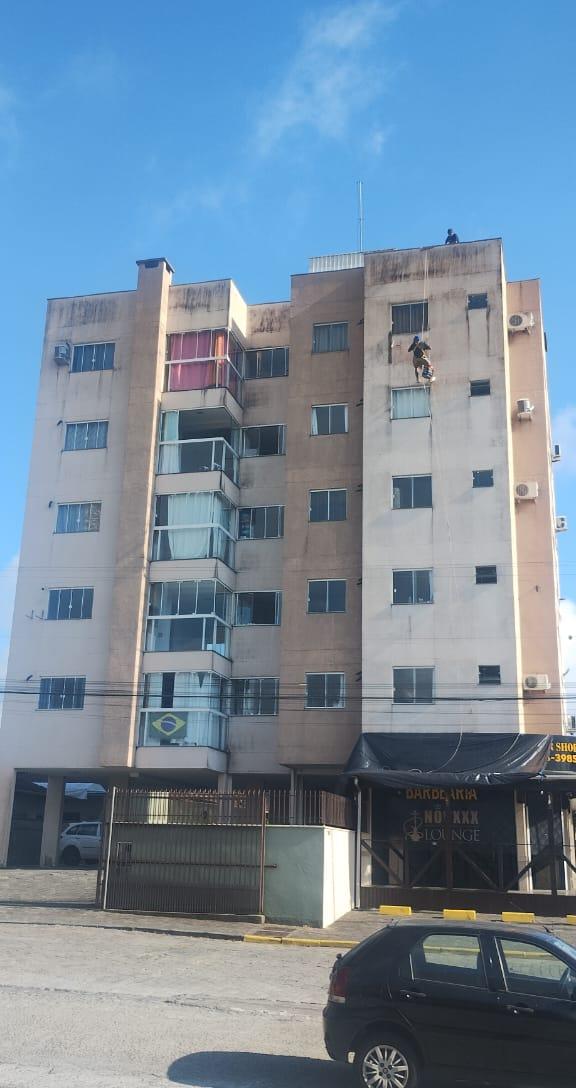 Lavagem de fachada em Blumenau – Bairro Salto